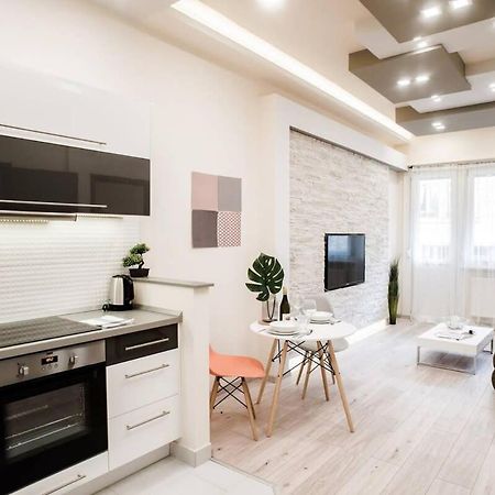 New Luxury Apartment In The Center With A/C Budapest Ngoại thất bức ảnh