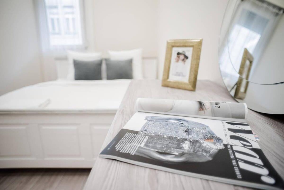 New Luxury Apartment In The Center With A/C Budapest Ngoại thất bức ảnh